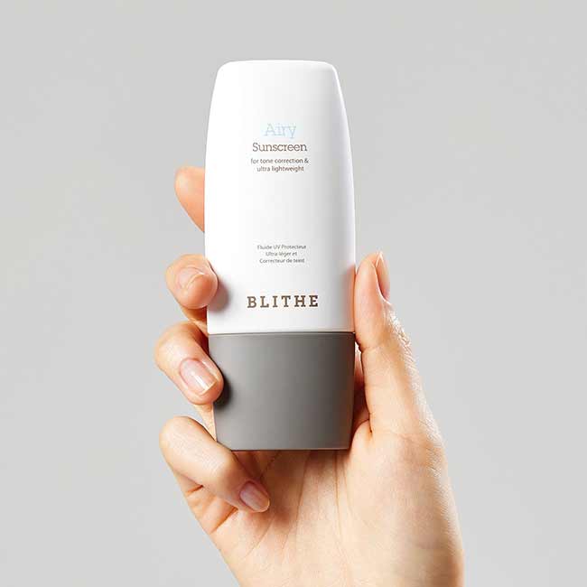 Blithe Airy Sunscreen with SPF 50+ provides high sun protection and is perfect for oily skin. Lightweight, non-greasy formula suitable for daily use.